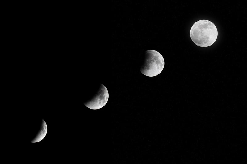 Moon Phase Accents